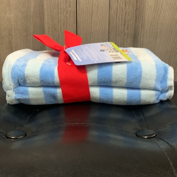 New Christmas Bluey & Bingo Heeler In Santa Hats Cotton Hand Towels Pack Of 2 - Picture 8 of 10